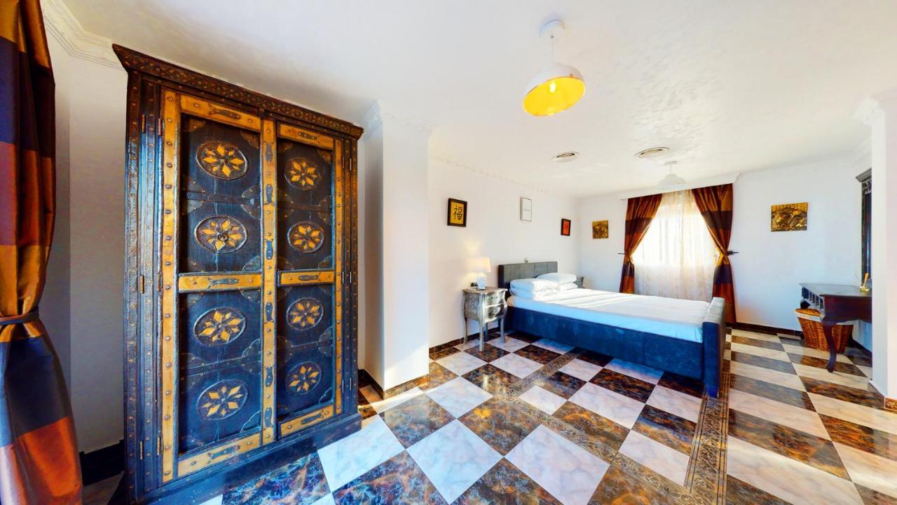 Villa Majestic By The Heated Private Pool & Jacuzzi Benalmádena