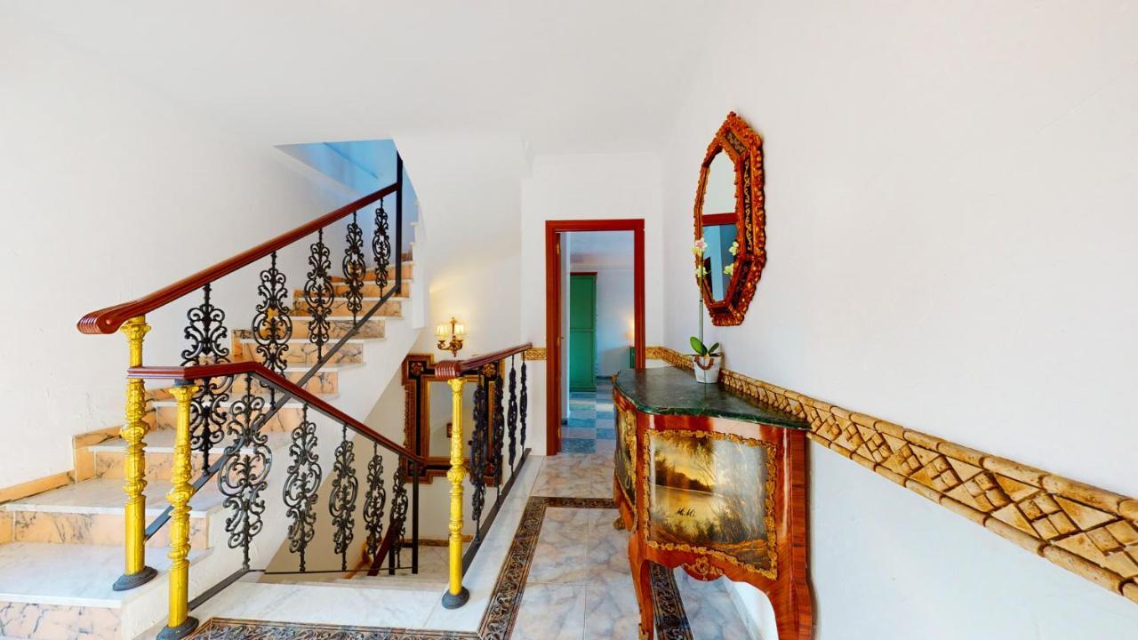 Majestic By The Heated Private Pool & Jacuzzi Benalmádena
