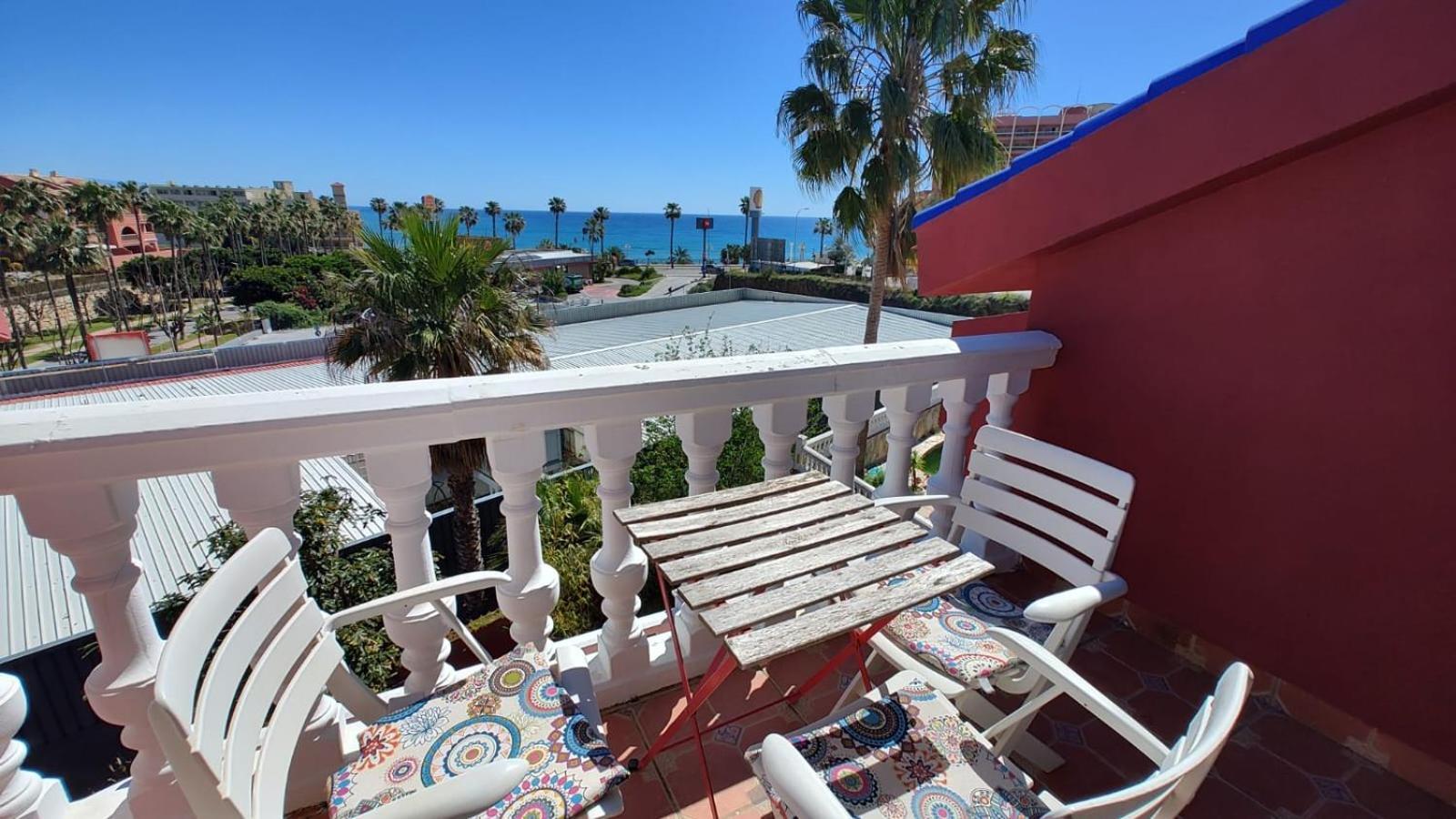 Villa Majestic By The Beach